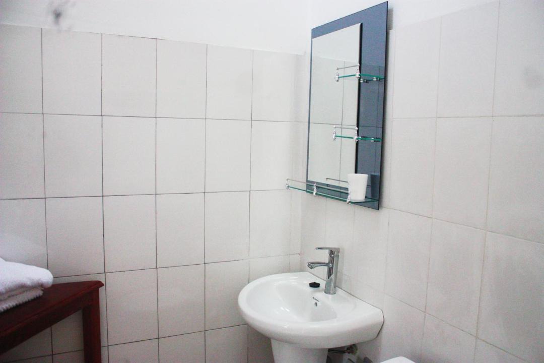 Photo of Bathroom in Nosy Boraha