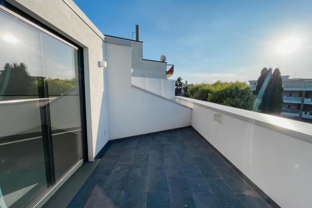 Photo of Patio Balcony in Adelfia