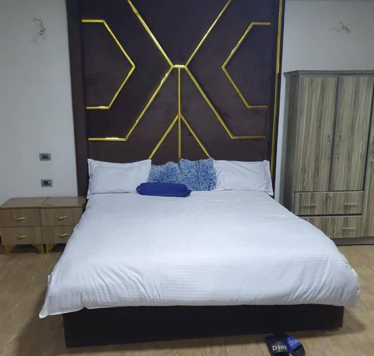 Photo of Bedroom in Kirkos