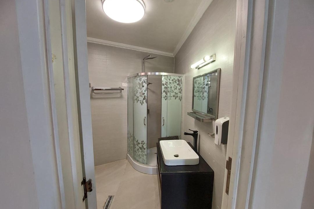 Photo of Bathroom in Yeka