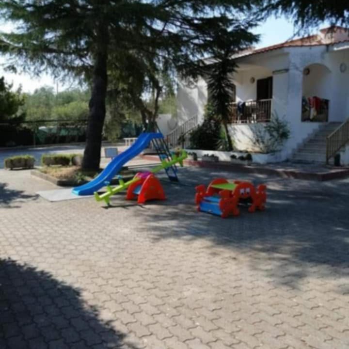 Photo of Others in Defensola