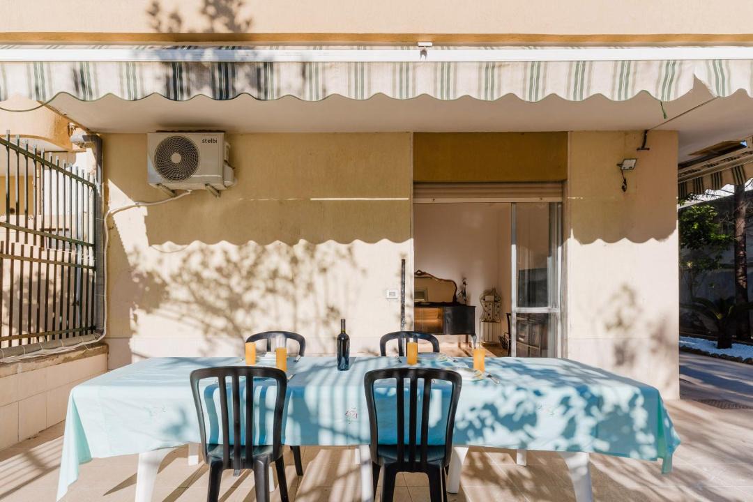 Photo of Patio Balcony in Baia Verde