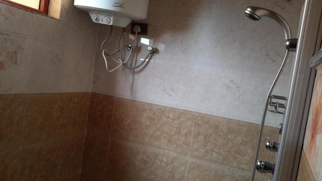 Photo of Bathroom in Piazza