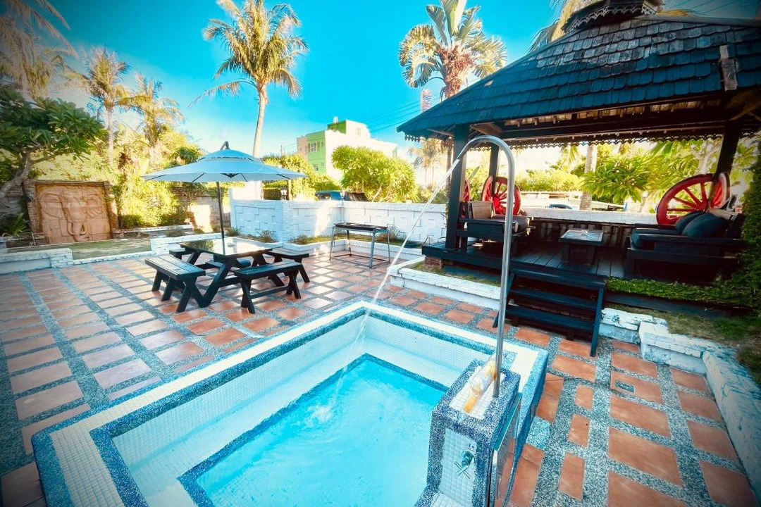 Photo of Others in South Beach