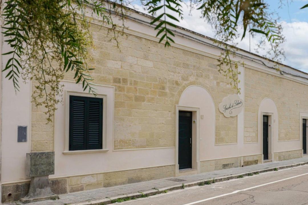 Photo of Buildings in Vernole