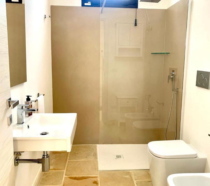 Photo of Bathroom in Matino