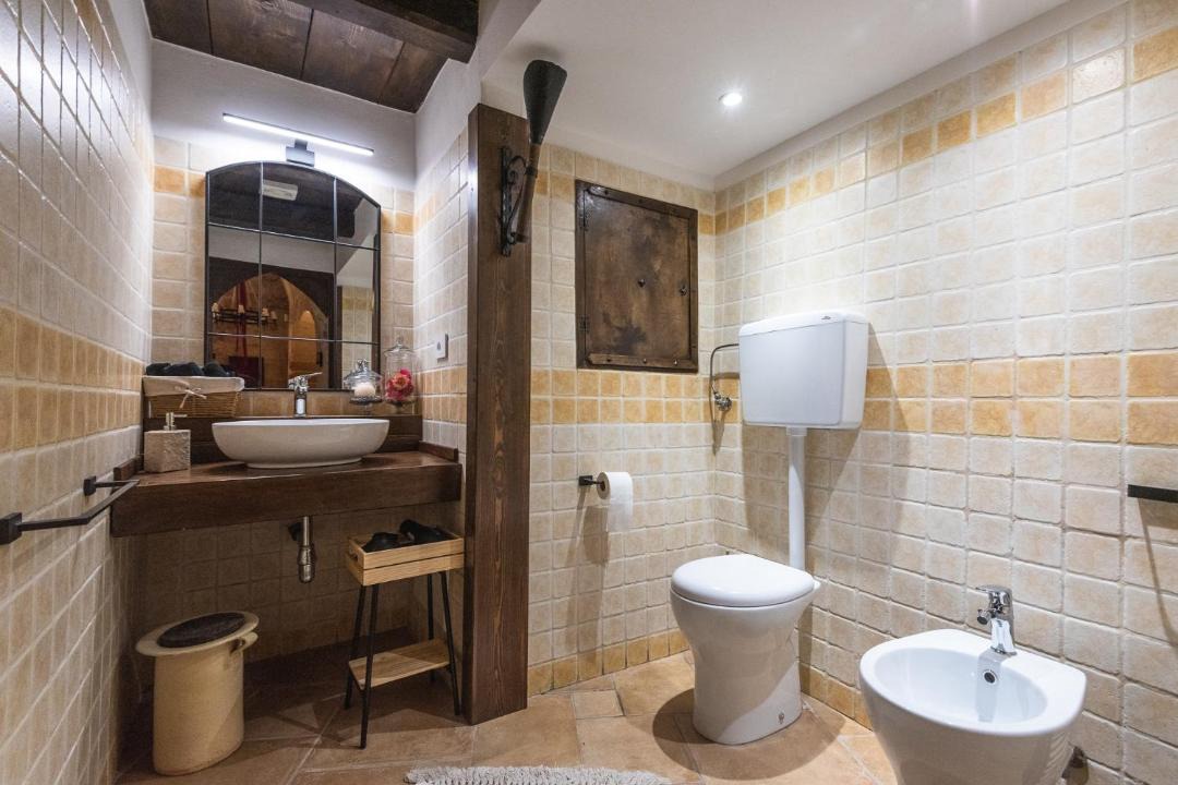 Photo of Bathroom in Oria Historic Centre