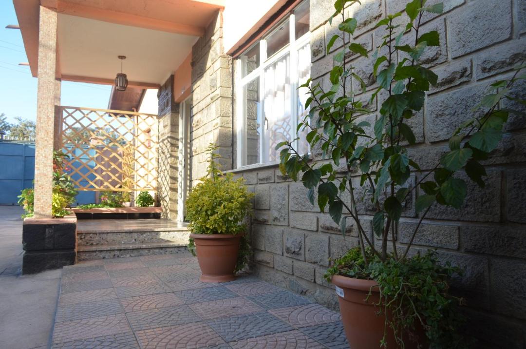 Photo of Buildings in Nifas Silk-Lafto