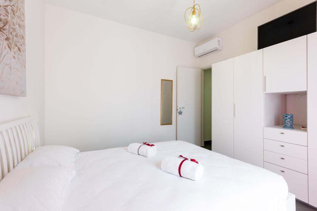 Photo of Bedroom in Lendinuso