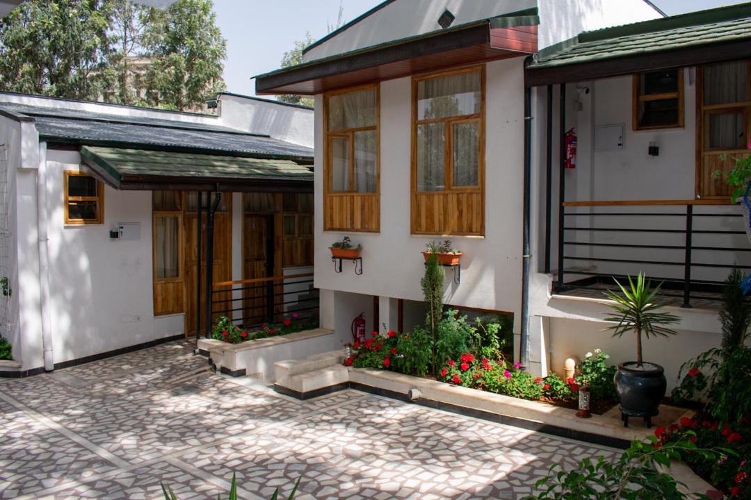 Photo of Buildings in Nifas Silk-Lafto