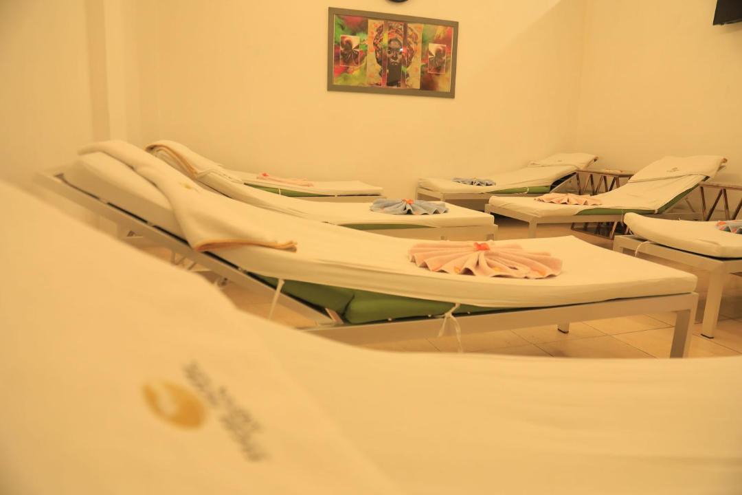 Photo of Others in Nifas Silk-Lafto