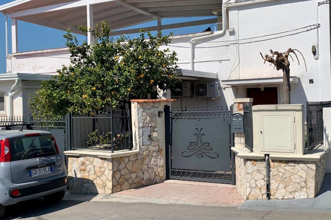 Photo of Buildings in Peschici