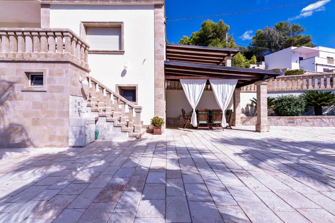 Photo of Buildings in Patu