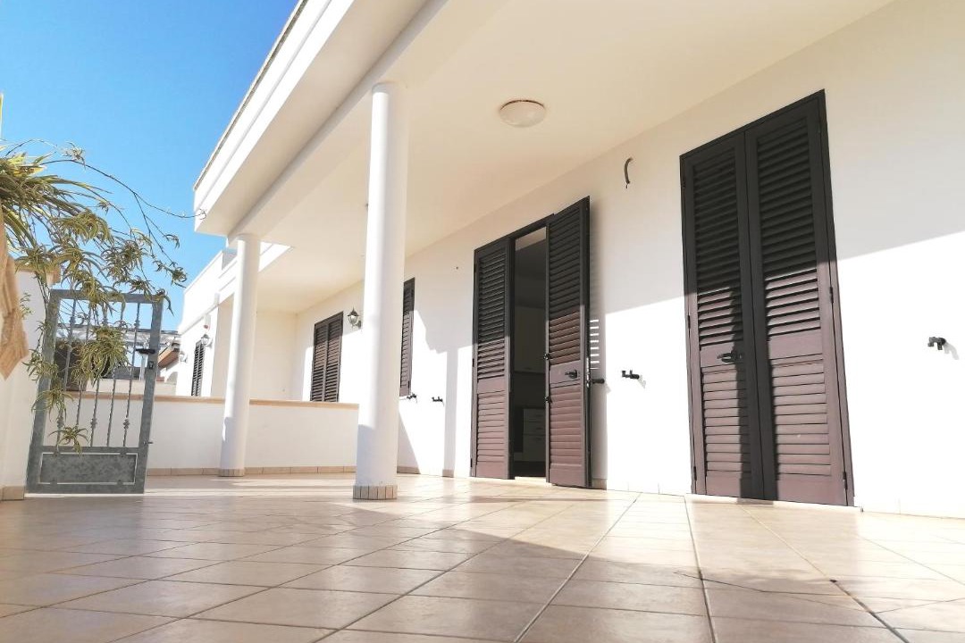 Photo of Buildings in Capilungo