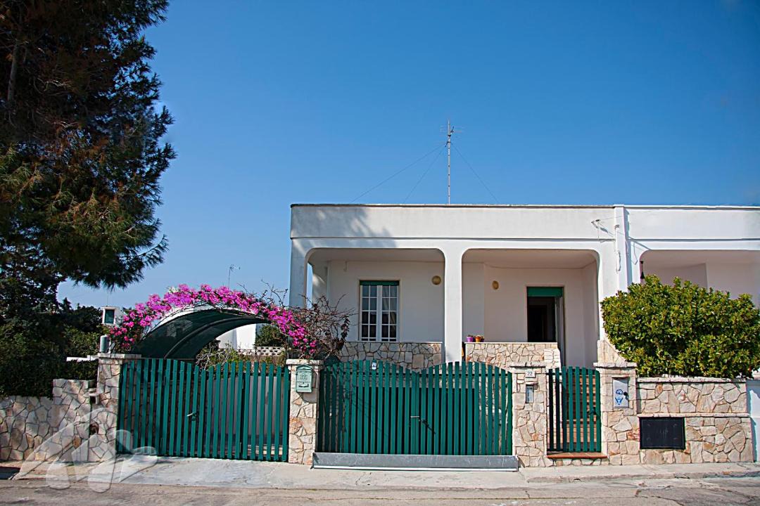 Photo of Buildings in Marina di Mancaversa