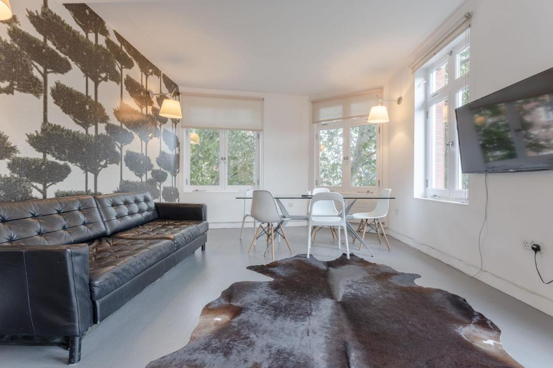 Photo of Livingroom in Finsbury