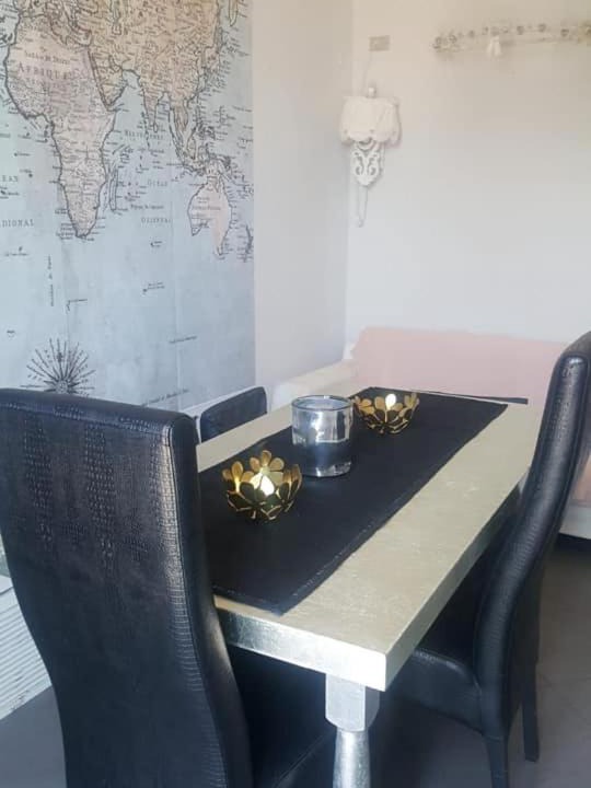 Photo of Livingroom in Old Town