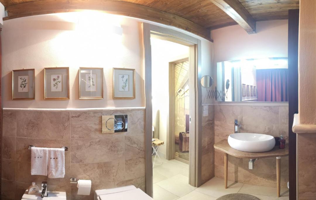 Photo of Bathroom in Galatina Historic Centre