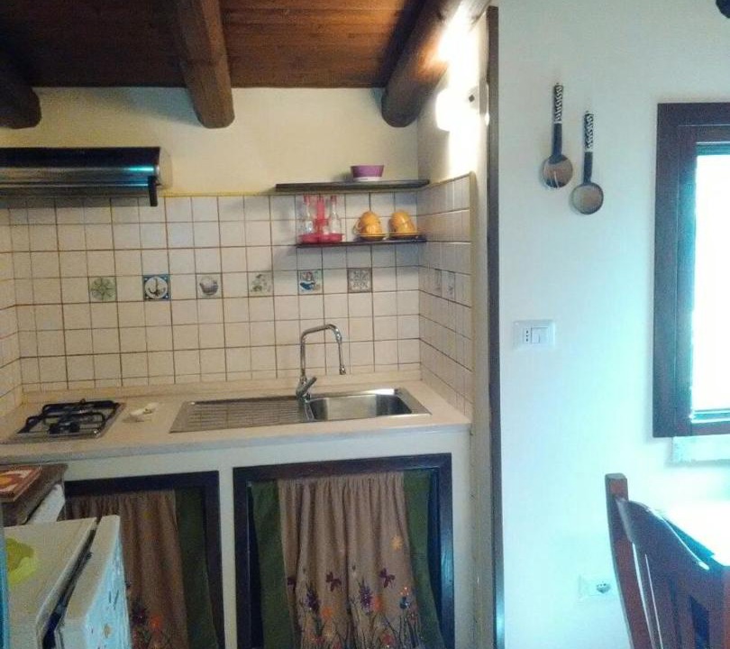 Photo of Kitchen in Aradeo