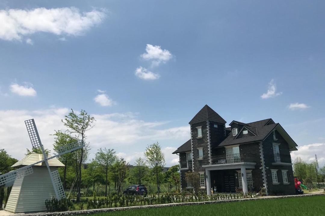 Photo of Buildings in Dongshan
