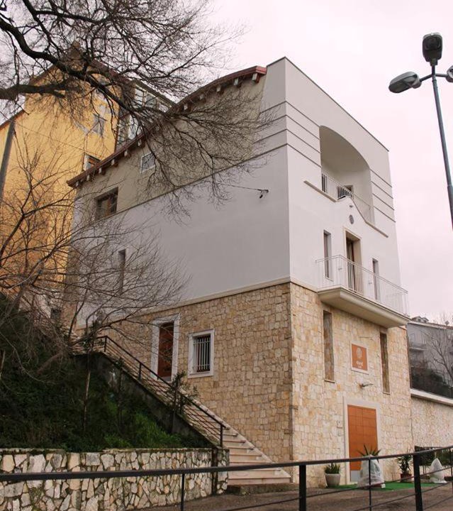 Photo of Others in Troia