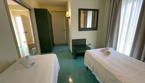 Comfort Quadruple Room