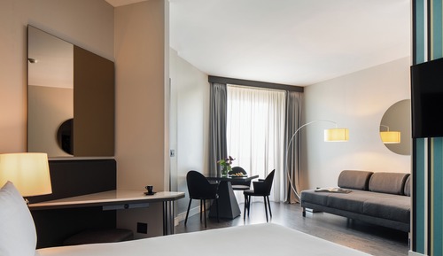 Superior Business Room, 1 Queen Bed