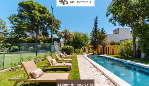 Villa with Private Pool