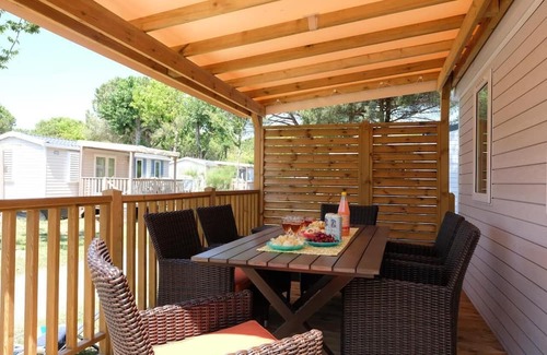 Il Monte House | Ferienanlage La Masseria Mobilehome Happy Premium für 5 Personen