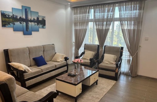 Kirkos Apartment | Enchanting 3-bedroom apartment with WiFi in Addis Ababa